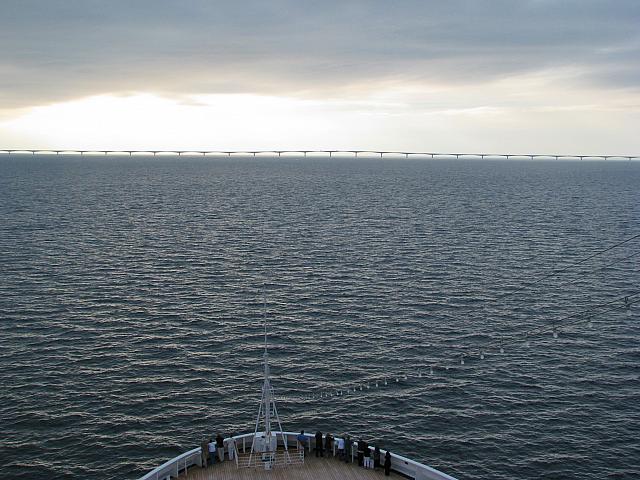 201107 646