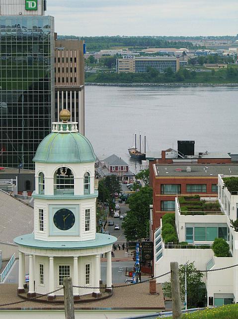 201107 261