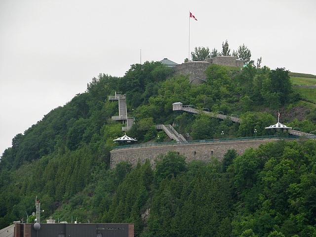 201107 683