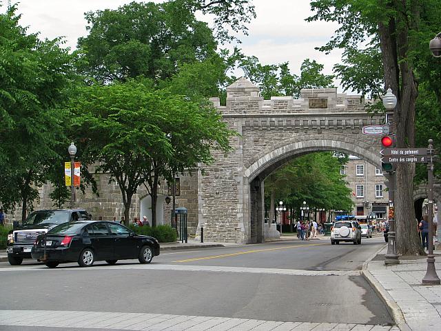 201107 897