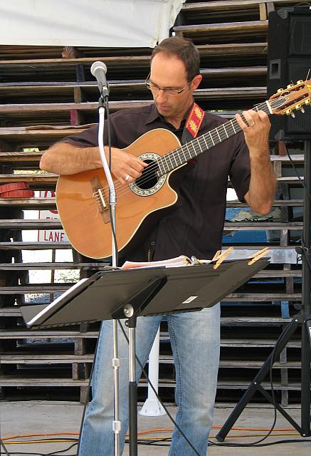 201109 082