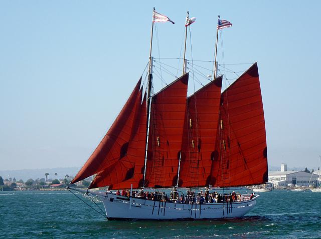 201109SAN 068