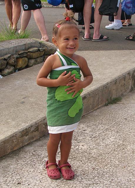 Little vahine on Huahine