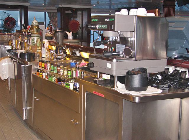 Bar & coffee supplies in Horizon Lounge