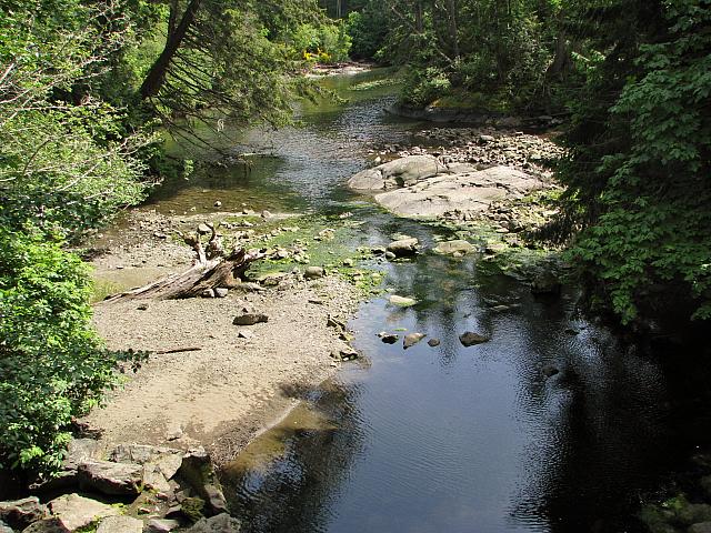 201306 045
