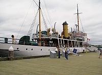201107 275