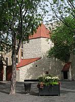201107 704