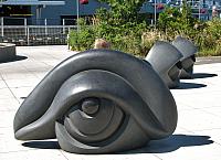 201108 328